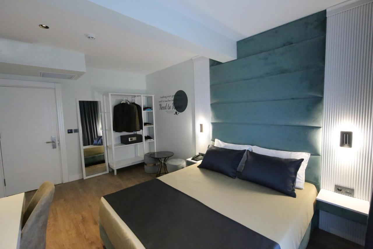 Axu Airport Hotel Arnavutkoy Exterior photo A room at the hotel