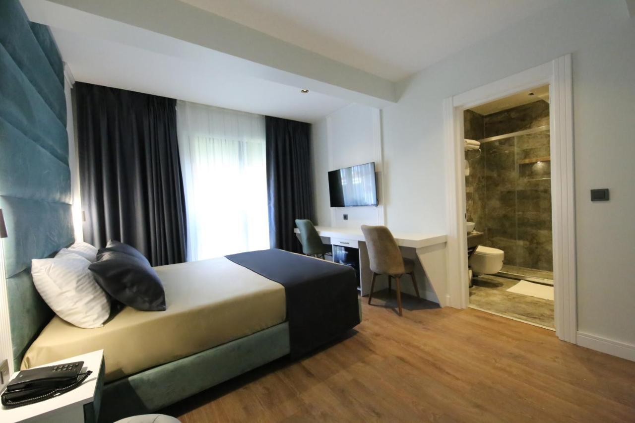 Axu Airport Hotel Arnavutkoy Exterior photo A room at the hotel